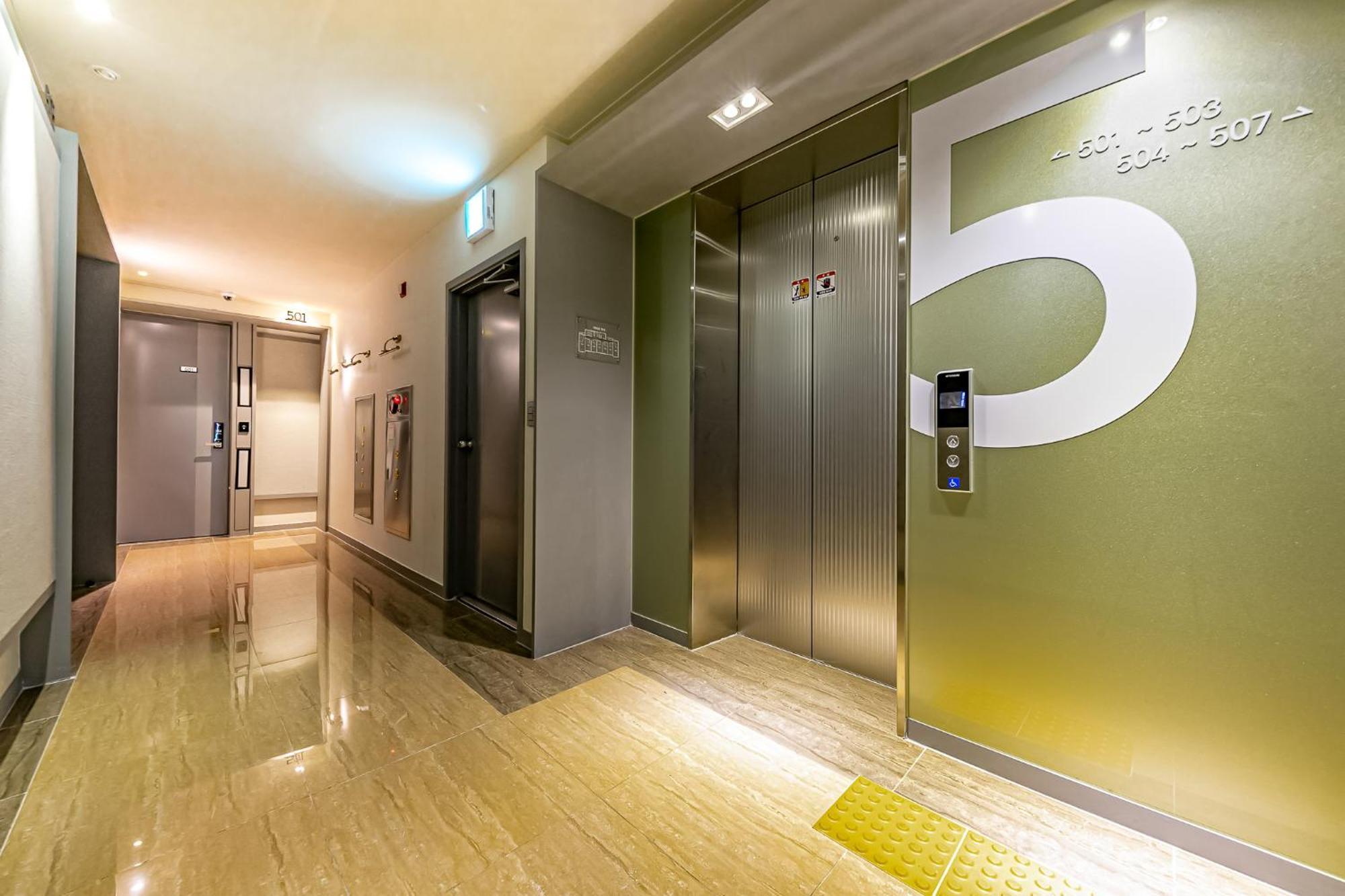 Yeosu Stay Hotel Dış mekan fotoğraf